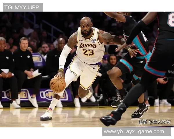 詹姆斯职业生涯首次在比赛最后一分钟遭遇盖帽与抢断的双重挑战 詹姆斯职业生涯首次在比赛最后一分钟遭遇盖帽与抢断的双重挑战