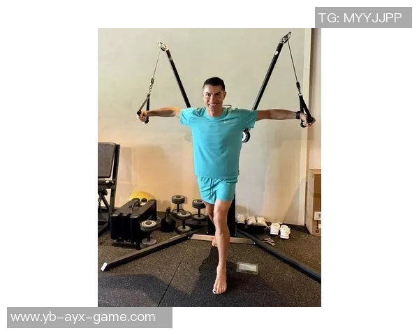 C罗缺战三场后即将复出社交媒体分享专注训练照片 C罗缺战三场后即将复出社交媒体分享专注训练照片